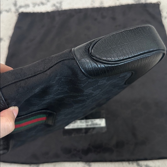 GUCCI Sherry Line GG Pattern Hand One Black Canvas Leather Gold Hardware - Picture 4 of 10